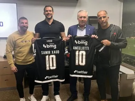 Imagem da Estação Plus, canal de rádio online com música clássica e programas de entretenimento