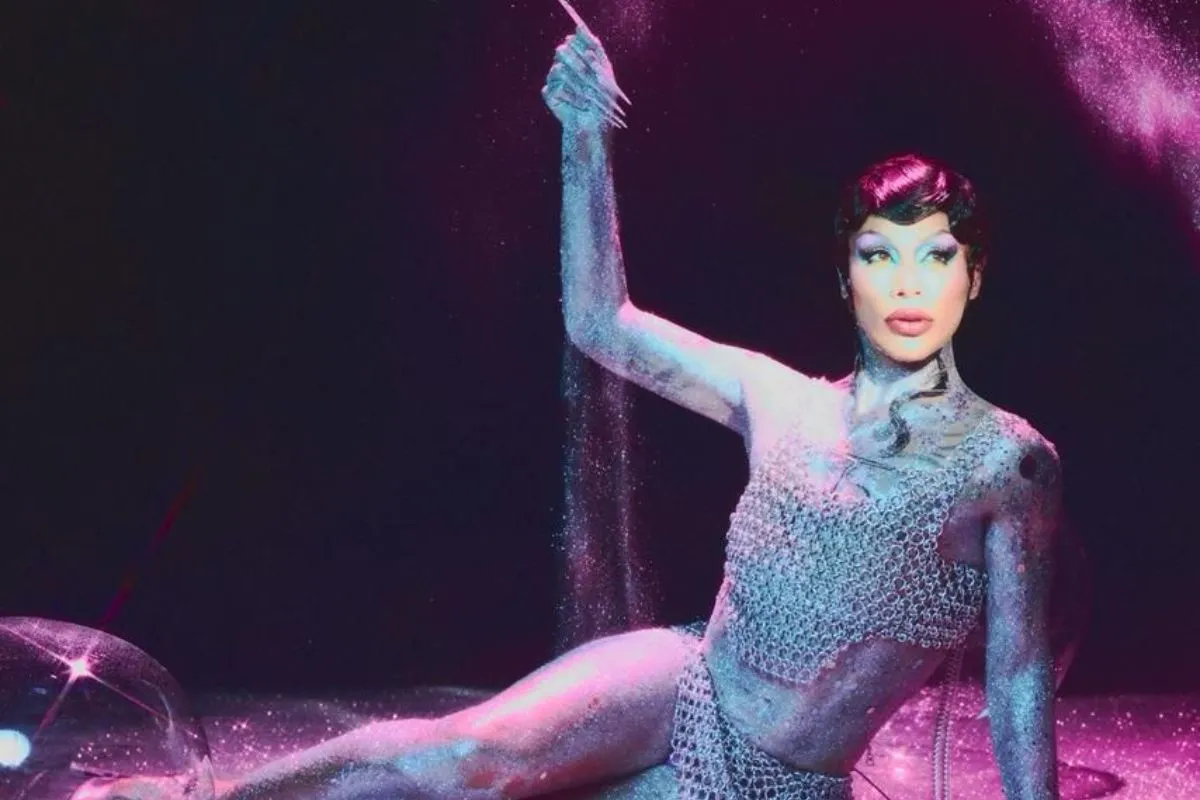 Imagem da Estação de Rádio Plus em ação