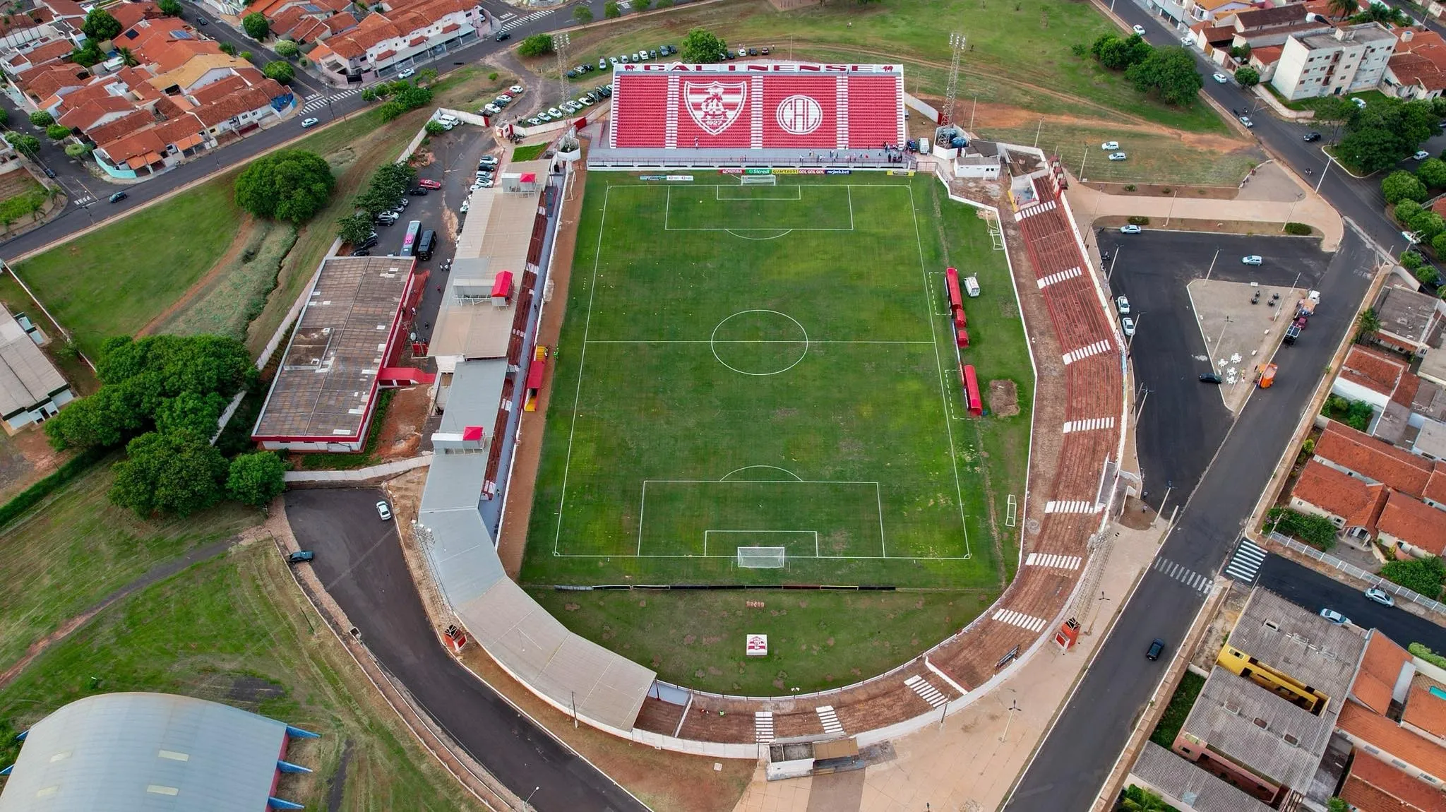 Imagem da Estação de Rádio Plus