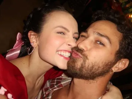 Rádio Estação Plus - Imagem de uma estação de rádio online