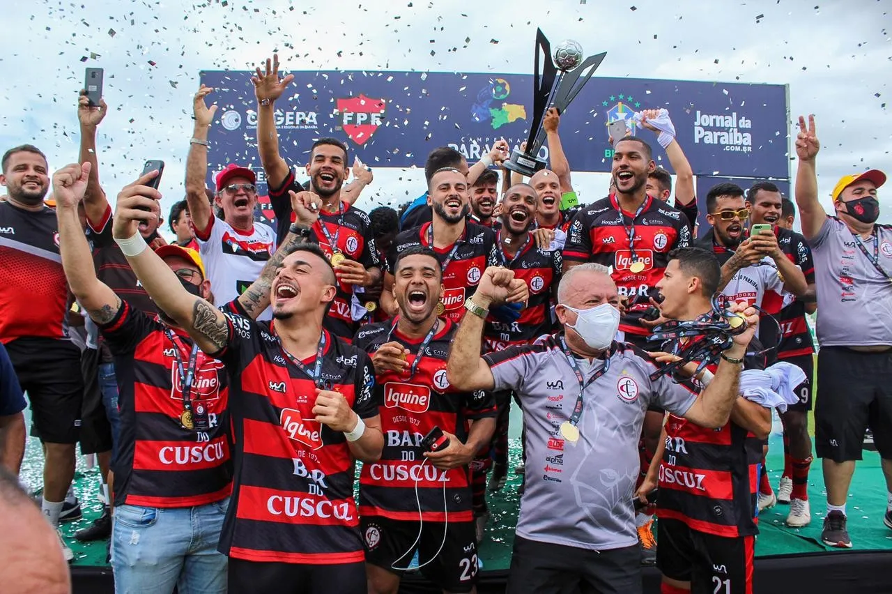 Imagem da Estação de Rádio Plus