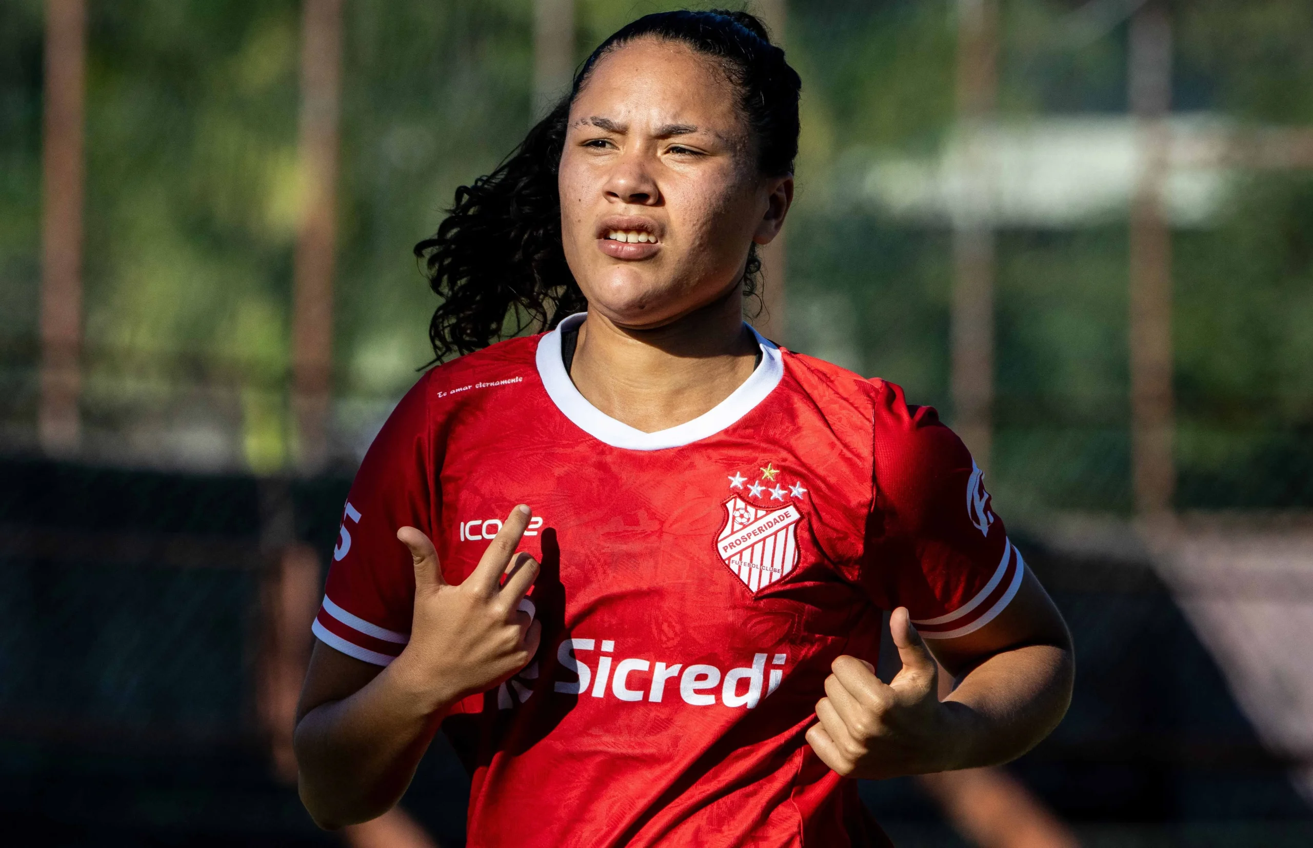 Rádio Estação Plus - Estação de Rádio em Ação