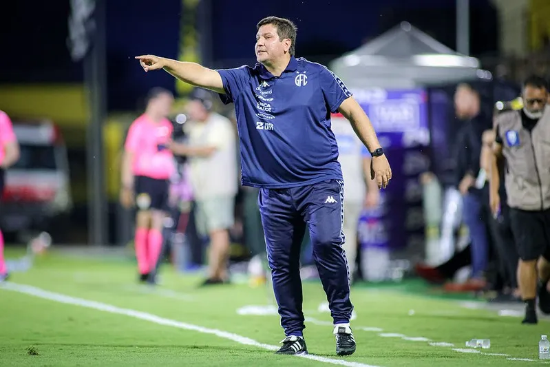 Imagem da Rádio Estação Plus em funcionamento