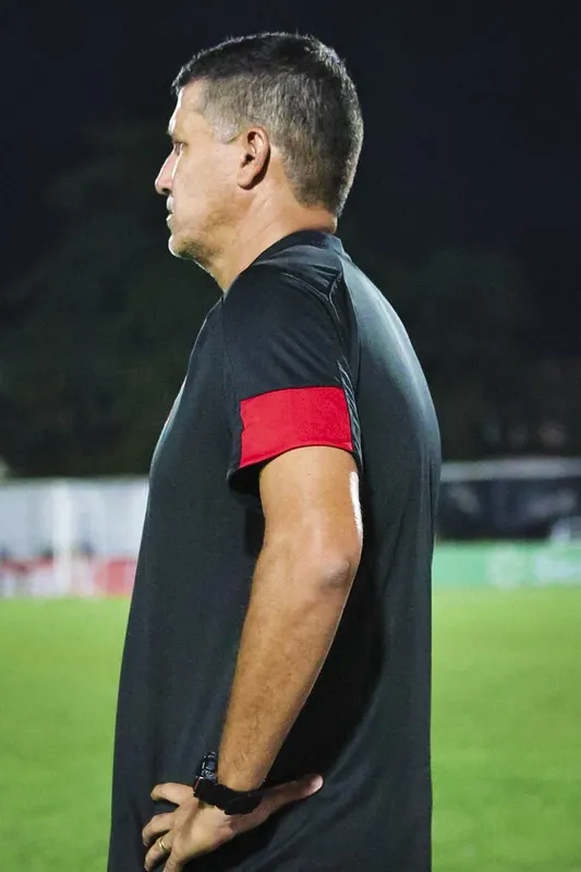 Imagem da Estação de Rádio Plus