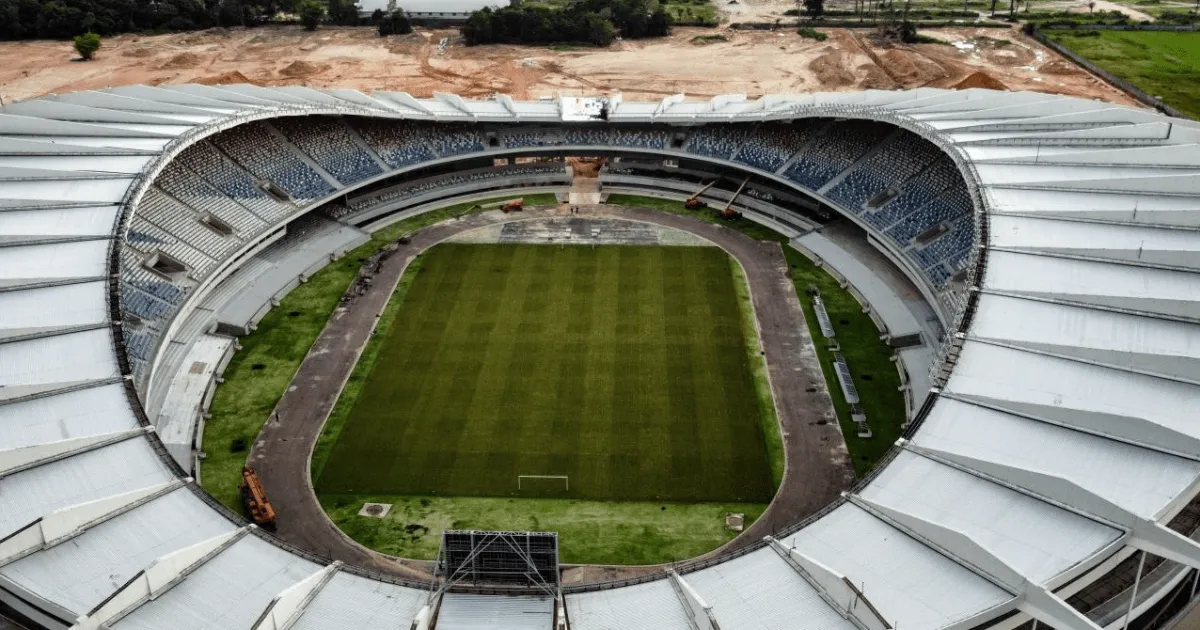 Captura de tela da Estação de Rádio Plus em 2023