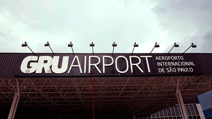 Rádio Estação Plus no Terminal 1 do Aeroporto de São Paulo