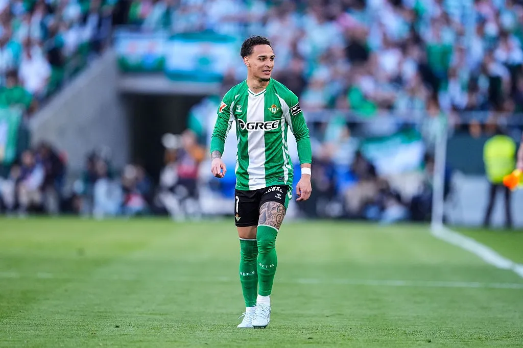 Imagem da Estação de Rádio Plus