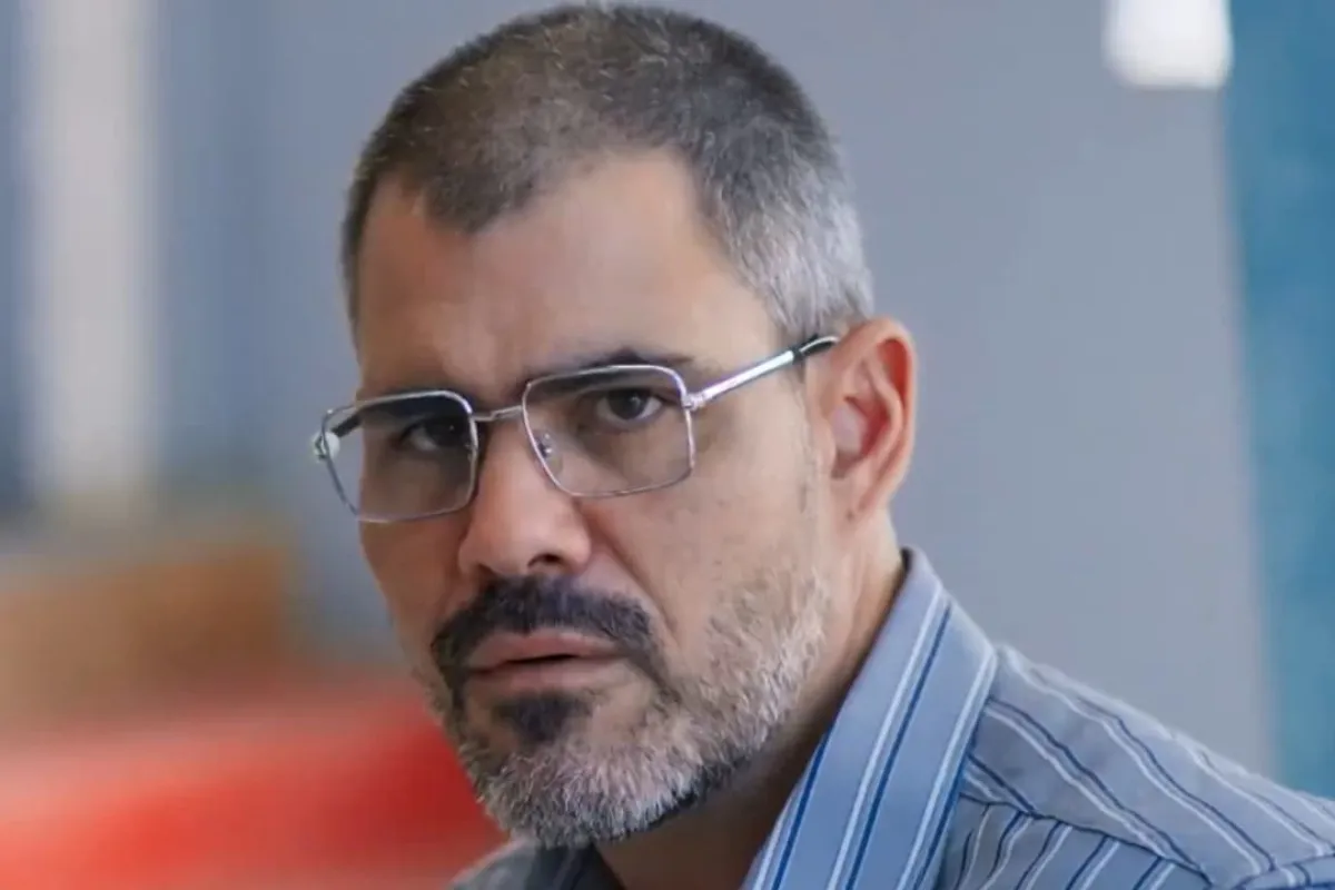 Imagem da equipe da Rádio Estação Plus