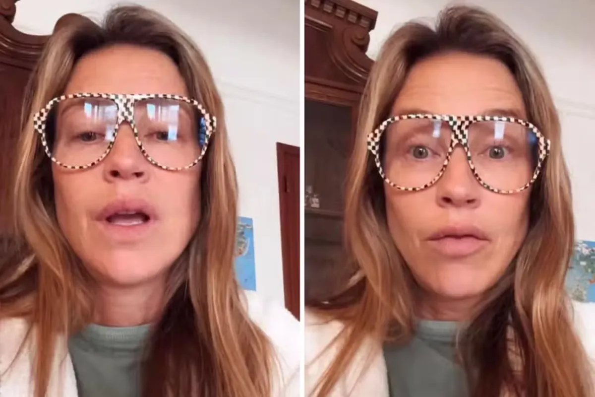 Luana Piovani apresentando no Rádio Estação Plus