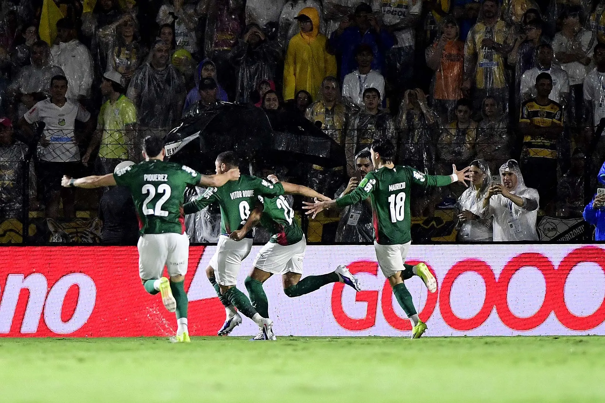 Imagem da Rádio Estação Plus em ação