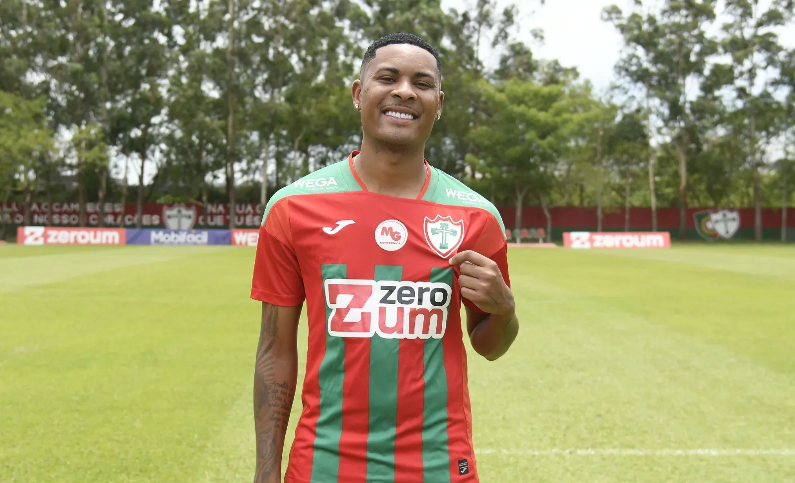 Imagem da Estação de Rádio Plus em ação