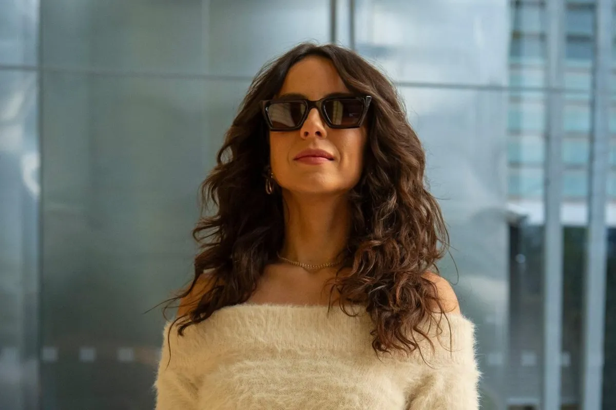 Imagem da Rádio Estação Plus com Zenilda Andréia Horta