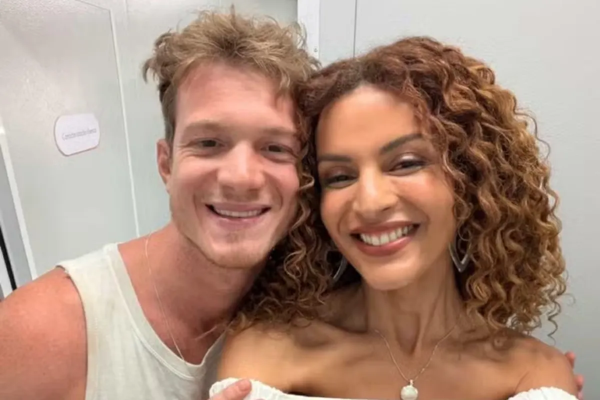 Leonardo e Viviane em Tres Gracas na Rádio Estação Plus