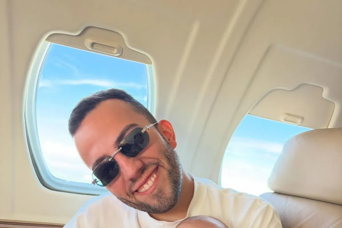 Imagem da Estação de Rádio Plus com Lucas Rangel