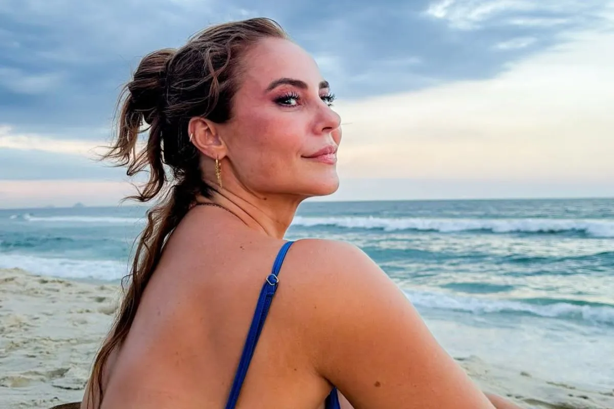 Paolla Oliveira na Rádio Estação Plus