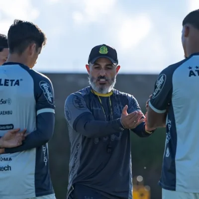 Logo da Rádio Estação Plus