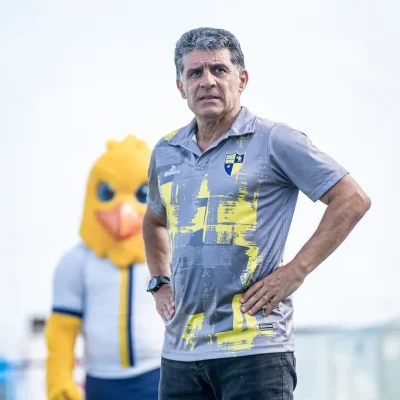 Rádio Estação Plus: ouça música, notícias e entretenimento em tempo real