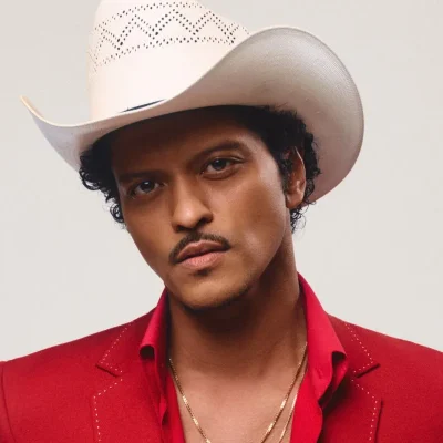 Rádio Estação Plus, rádio online com notícias em tempo real e música popular