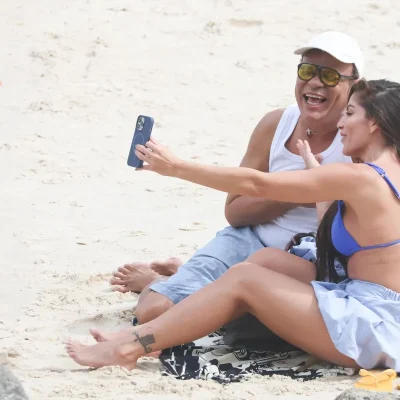 Imagem da Rádio Estação Plus com Daniel Rolim e Anamara Praya