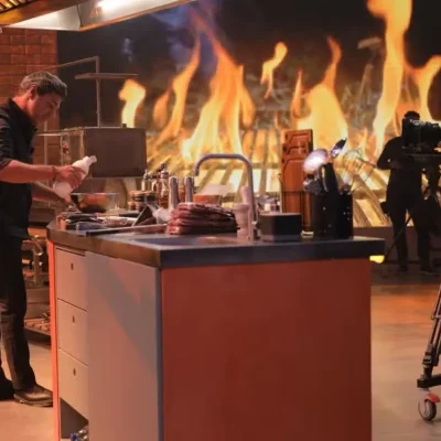 Imagem da estação de rádio Rádio Estação Plus com Felipe Bronze