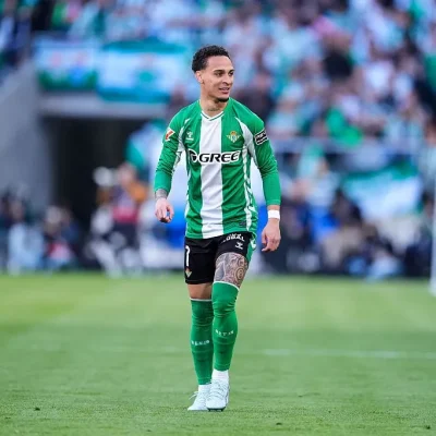 Imagem da Estação de Rádio Plus