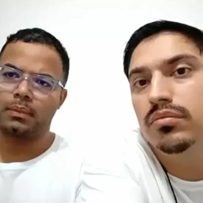 Hytalo Santos e namorado em cena musical