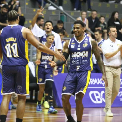 Imagem da rádio Estação Plus