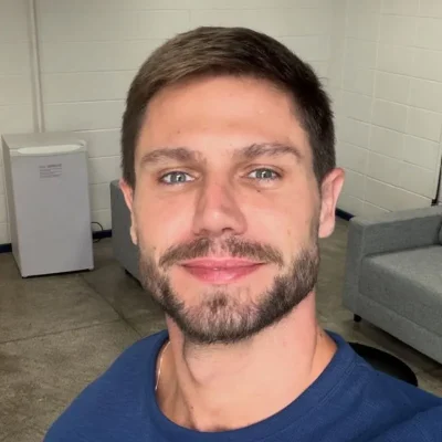 Imagem da rádio Estação Plus em ação