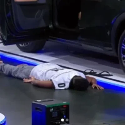 Imagem da Rádio Estação Plus com Leandro Boneco BBB 2