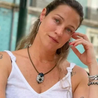 Imagem da Rádio Estação Plus com Luana Piovani em destaque