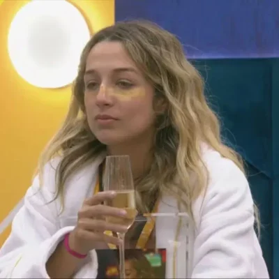 Imagem da Estação de Rádio Plus