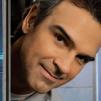 Imagem da Rádio Estação Plus com Tadeu Schmidt no BBB 26