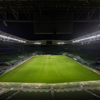 Imagem da Estação de Rádio Plus