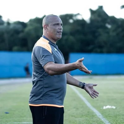 Imagem da estação de rádio Rádio Estação Plus