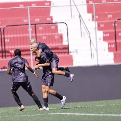 Imagem da estação de rádio online Rádio Estação Plus